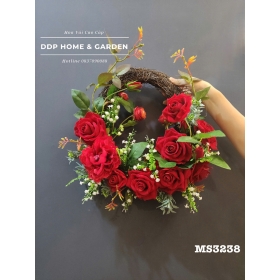 Vòng hoa hồng nhung treo cửa (3238)