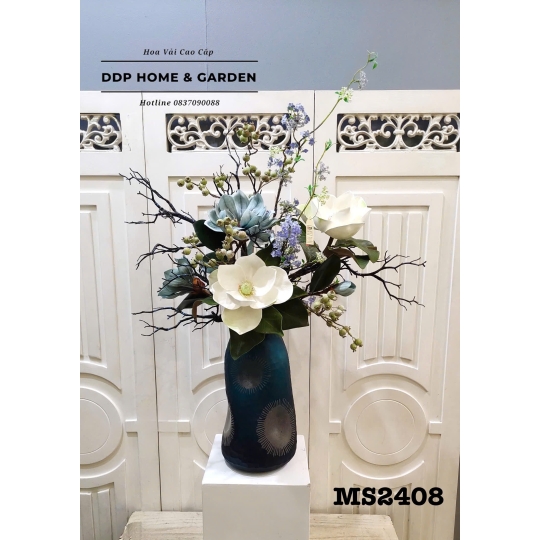 Bình hoa mộc lan trắng xanh (2408)