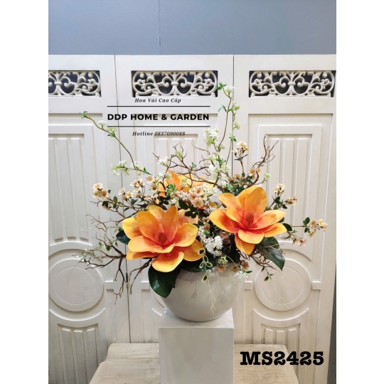 Chậu hoa mộc lan cam (2425)