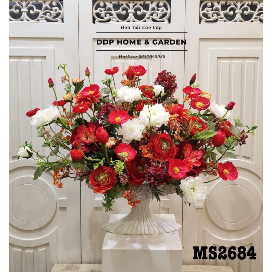 Chậu hoa mẫu đơn đỏ cổ điển (2684)
