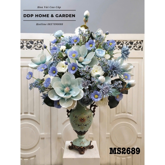 Bình hoa mộc lan xanh cổ điển (2689)