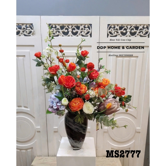 Chậu hoa lụa để bàn màu cam (2777)