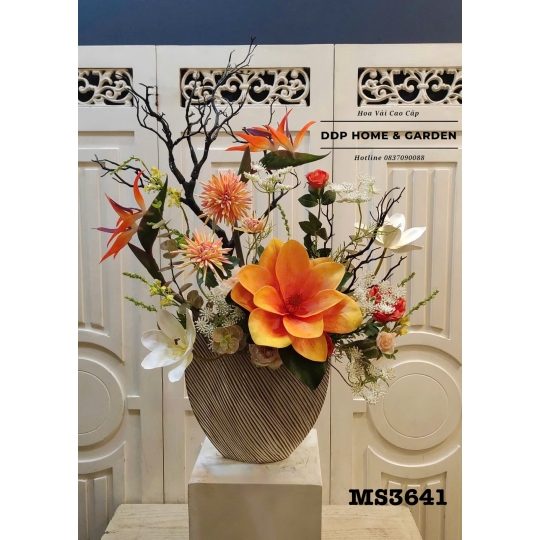 Chậu hoa mộc lan nghệ thuật (3641)