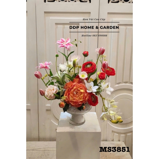 Chậu mẫu đơn cam để bàn (3851)