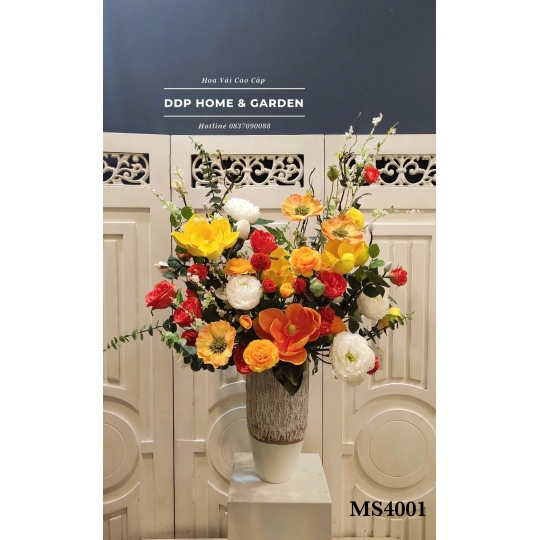 Chậu hoa mộc lan vàng cam (4001)
