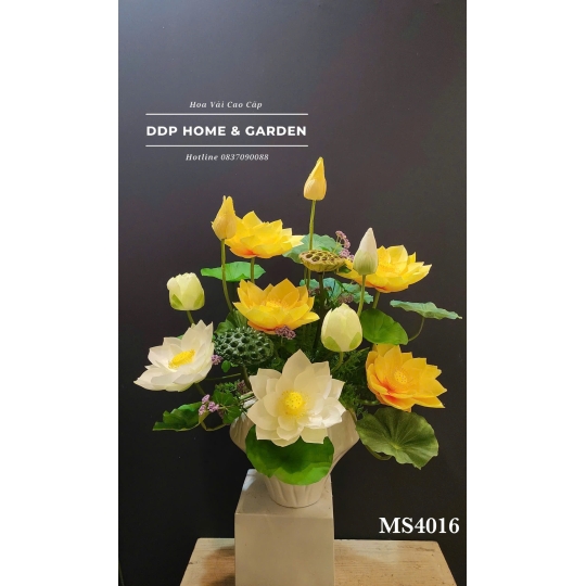 Chậu hoa sen trắng vàng (4016)