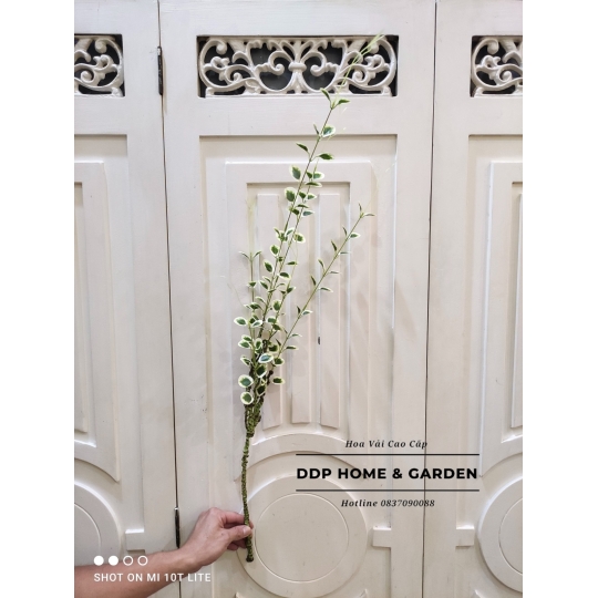 Cành cây cẩm thạch lụa (hoa lụa cao cấp)
